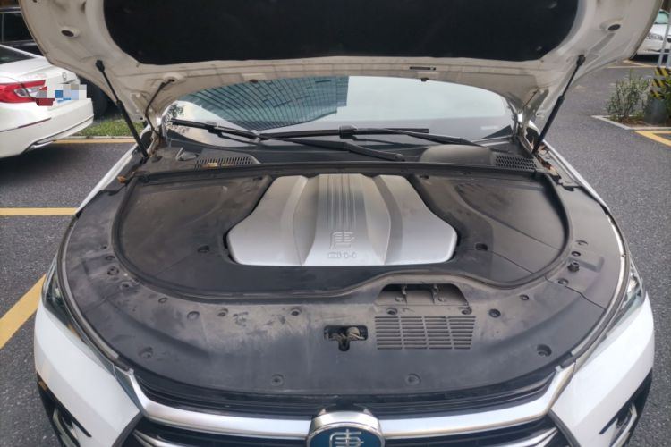 Used BYD Tang New Energy 2021 DM-i 112KM Prestige Model Engine Bay