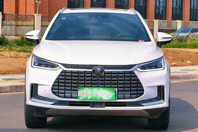 Used BYD Tang New Energy 2021 EV Four-Wheel Drive High-Performance Flagship Model Exterior 2
