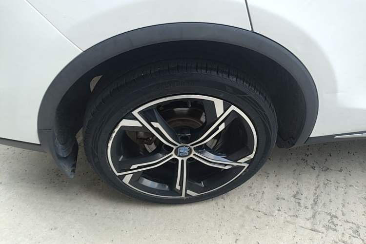 Used BYD Tang New Energy 2021 DM-i 112KM Prestige Model Exterior 3