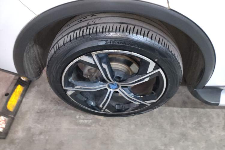 Used BYD Tang New Energy 2021 DM-i 112KM Prestige Model Exterior 5