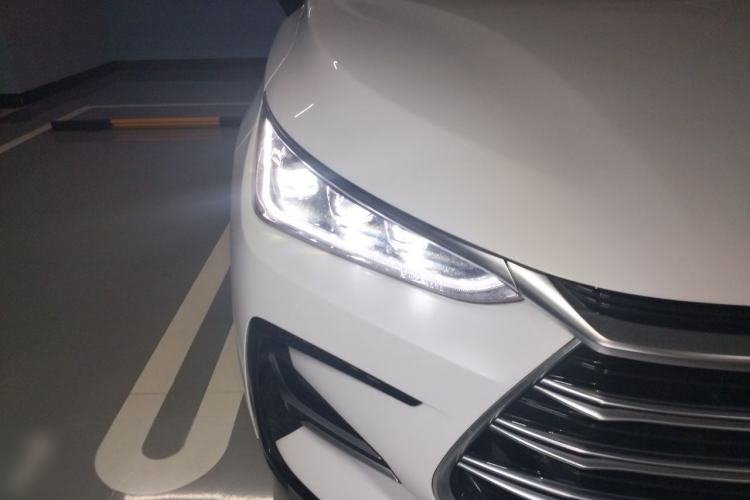 Used BYD Tang New Energy 2021 DM-i 112KM Prestige Model Exterior 6