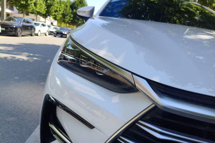 Used BYD Tang New Energy 2021 DM 2.0T Four-Wheel Drive High-Performance Flagship Model Exterior 6