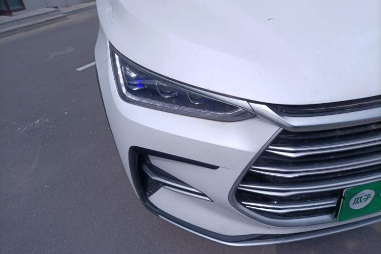 Used BYD Tang New Energy 2021 DM 2.0T Four-Wheel Drive High-Performance Flagship Model Exterior 6