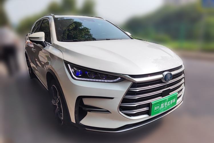Used BYD Tang New Energy 2021 DM-i 112KM Prestige Model Front Right 45 Deg