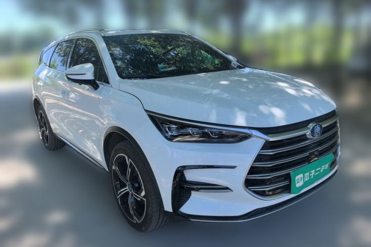 Used BYD Tang New Energy 2021 DM-i 112KM Prestige Model Front Right 45 Deg