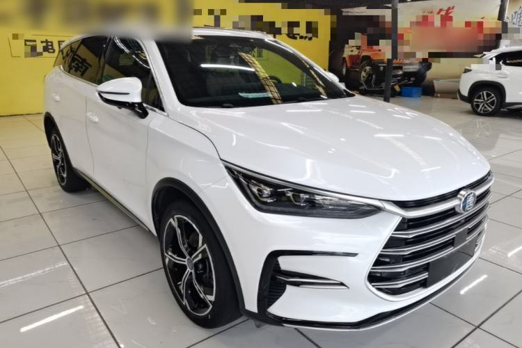Used BYD Tang New Energy 2021 DM-i 112KM Prestige Model Front Right 45 Deg