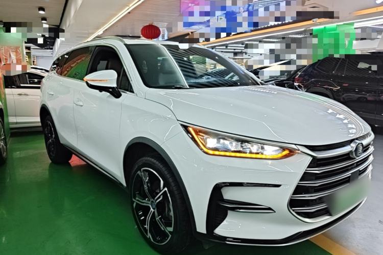 Used BYD Tang New Energy 2021 DM-i 112KM Prestige Model Front Right 45 Deg
