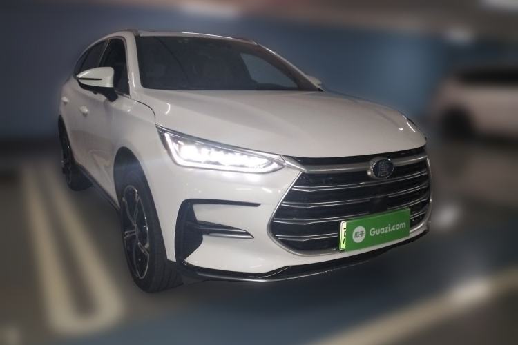 Used BYD Tang New Energy 2021 DM-i 112KM Prestige Model Front Right 45 Deg