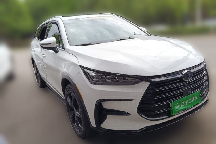 Used BYD Tang New Energy 2021 DM-i 112KM Prestige Model Front Right 45 Deg