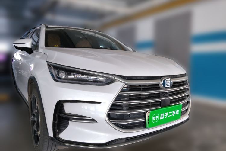 Used BYD Tang New Energy 2021 DM-i 112KM Prestige Model Front Right 45 Deg
