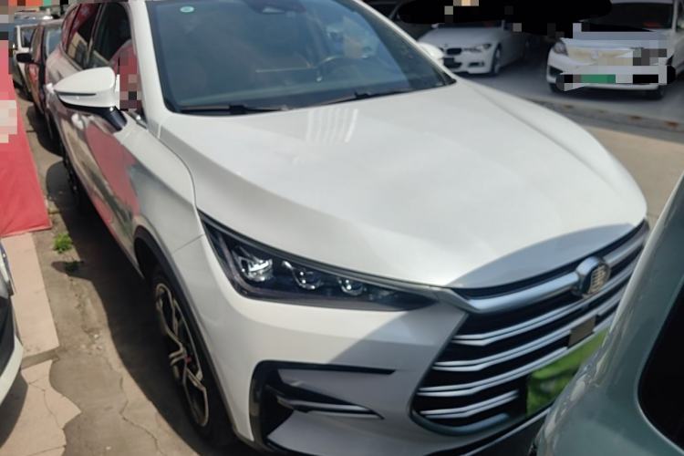 Used BYD Tang New Energy 2021 DM-i 112KM Prestige Model Front Right 45 Deg