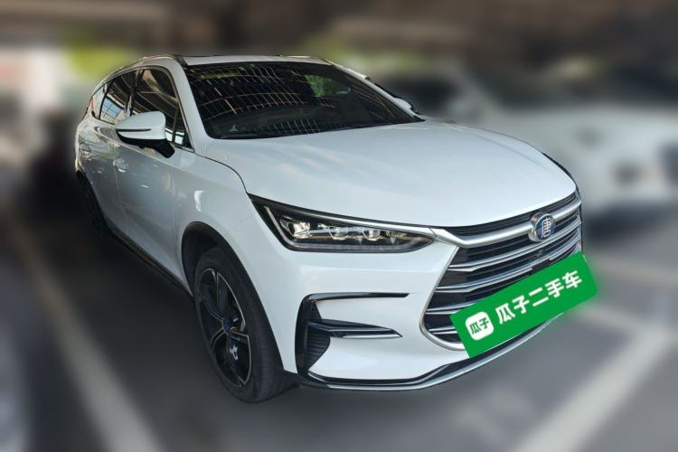 Used BYD Tang New Energy 2021 DM-i 112KM Prestige Model Front Right 45 Deg
