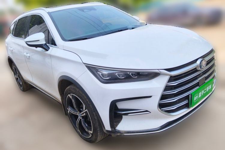 Used BYD Tang New Energy 2021 DM-i 112KM Prestige Model Front Right 45 Deg