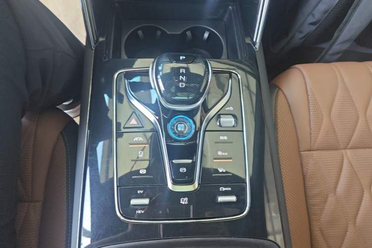 Used BYD Tang New Energy 2021 DM-i 112KM Prestige Model Gear Lever
