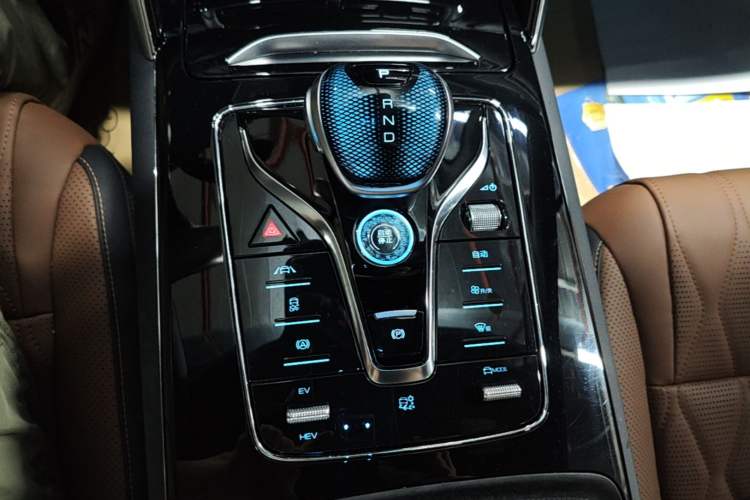 Used BYD Tang New Energy 2021 DM-i 112KM Prestige Model Gear Lever