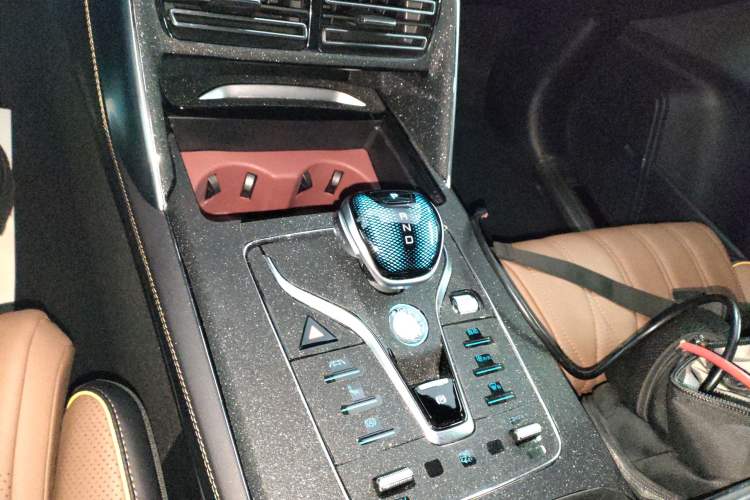Used BYD Tang New Energy 2021 DM-i 112KM Prestige Model Gear Lever