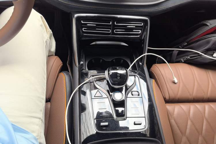 Used BYD Tang New Energy 2021 DM-i 112KM Prestige Model Gear Lever