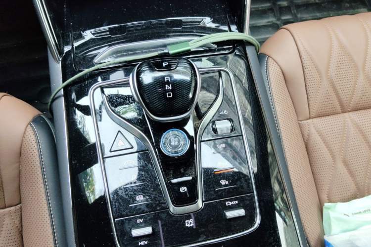 Used BYD Tang New Energy 2021 DM-i 112KM Prestige Model Gear Lever