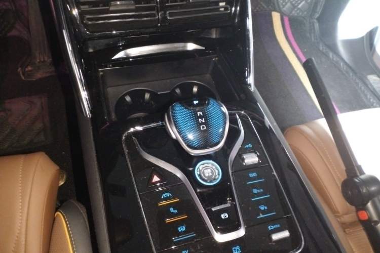 Used BYD Tang New Energy 2021 DM-i 112KM Prestige Model Gear Lever