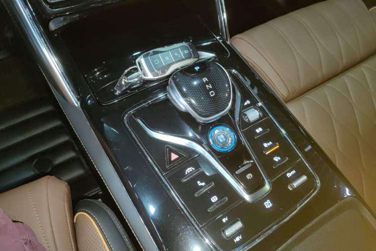 Used BYD Tang New Energy 2021 DM-i 112KM Prestige Model Gear Lever