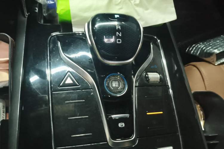 Used BYD Tang New Energy 2021 DM-i 112KM Prestige Model Gear Lever