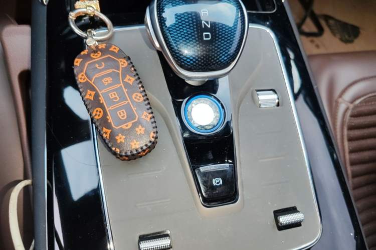 Used BYD Tang New Energy 2021 DM-i 112KM Prestige Model Gear Lever