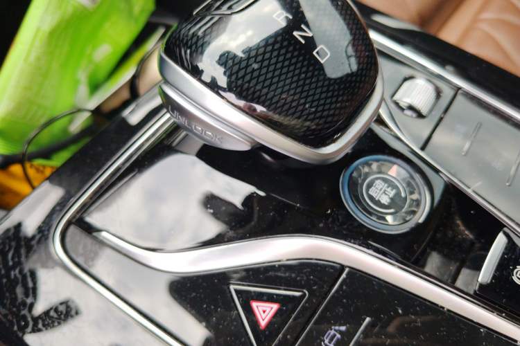 Used BYD Tang New Energy 2021 DM-i 112KM Prestige Model Gear Lever