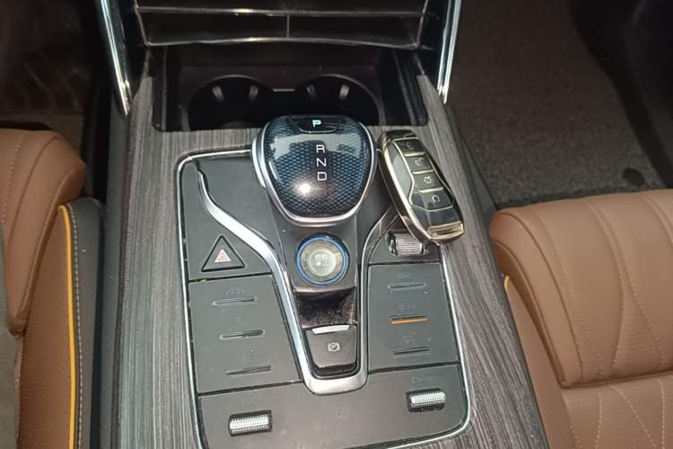 Used BYD Tang New Energy 2021 DM-i 112KM Prestige Model Gear Lever