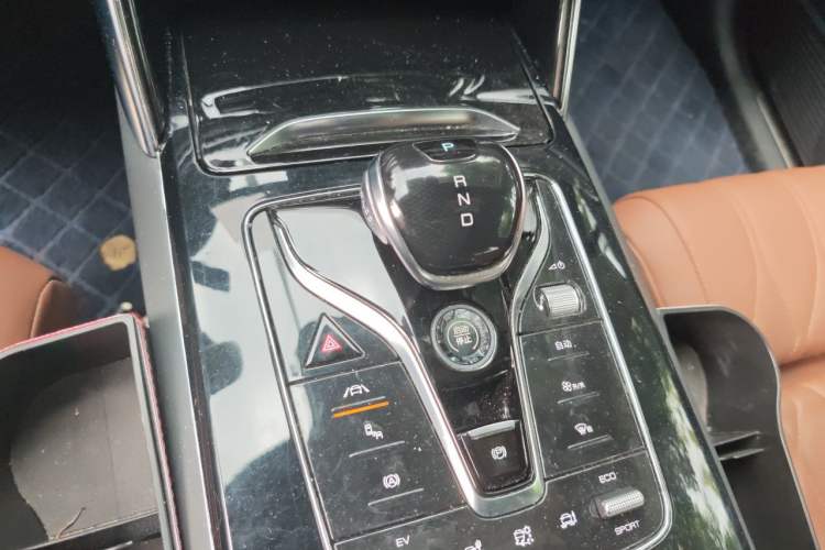 Used BYD Tang New Energy 2021 DM 2.0T Four-Wheel Drive High-Performance Flagship Model Gear Lever