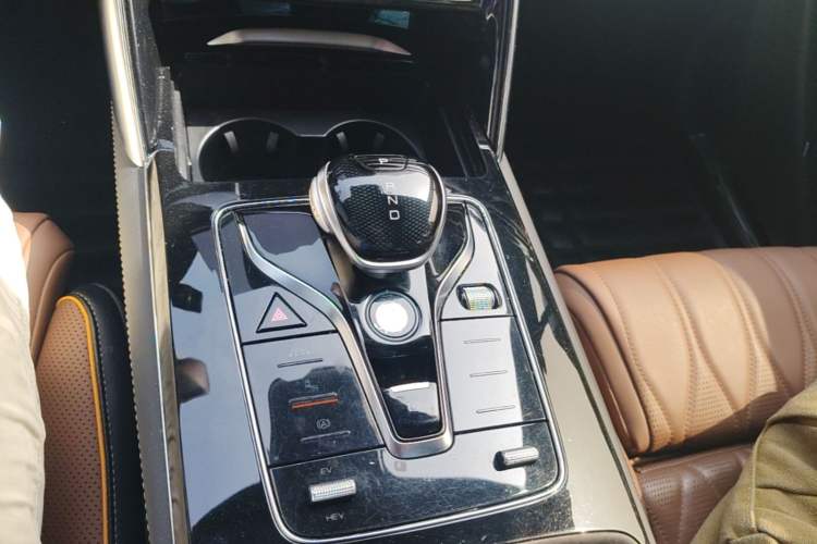 Used BYD Tang New Energy 2021 DM-i 112KM Prestige Model Gear Lever