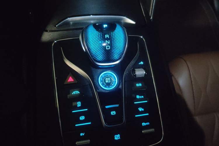 Used BYD Tang New Energy 2021 DM-i 112KM Prestige Model Gear Lever