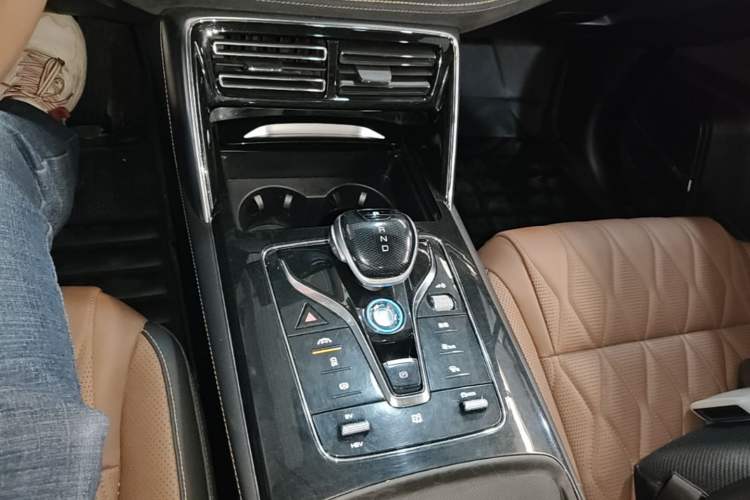 Used BYD Tang New Energy 2021 DM-i 112KM Prestige Model Gear Lever