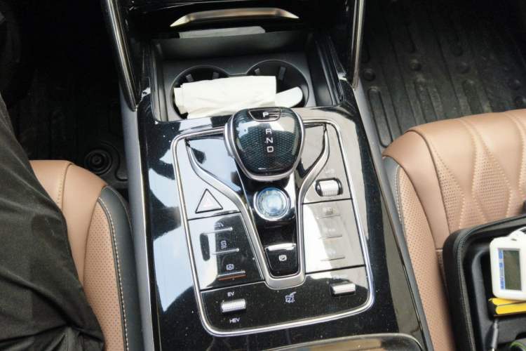 Used BYD Tang New Energy 2021 DM-i 112KM Prestige Model Gear Lever