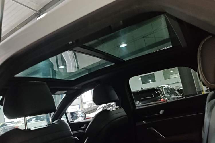 Used BYD Tang New Energy 2021 DM-i 112KM Prestige Model Headliner