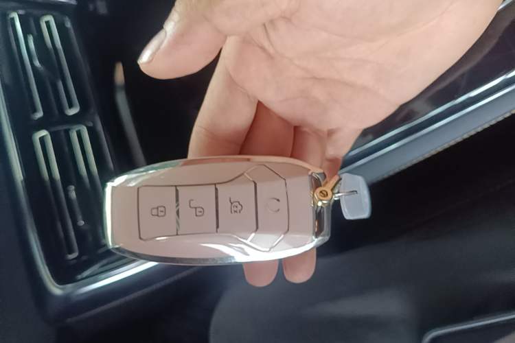 Used BYD Tang New Energy 2021 DM 2.0T Four-Wheel Drive High-Performance Luxury Model Interior 1