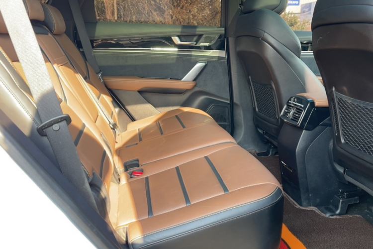 Used BYD Tang New Energy 2021 DM 2.0T Four-Wheel Drive Performance Edition Prestige Model Interior 2