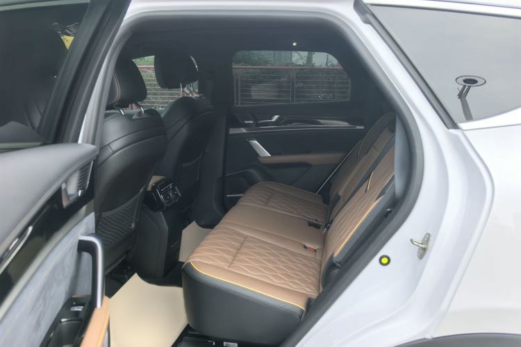 Used BYD Tang New Energy 2021 DM-i 112KM Prestige Model Interior 3