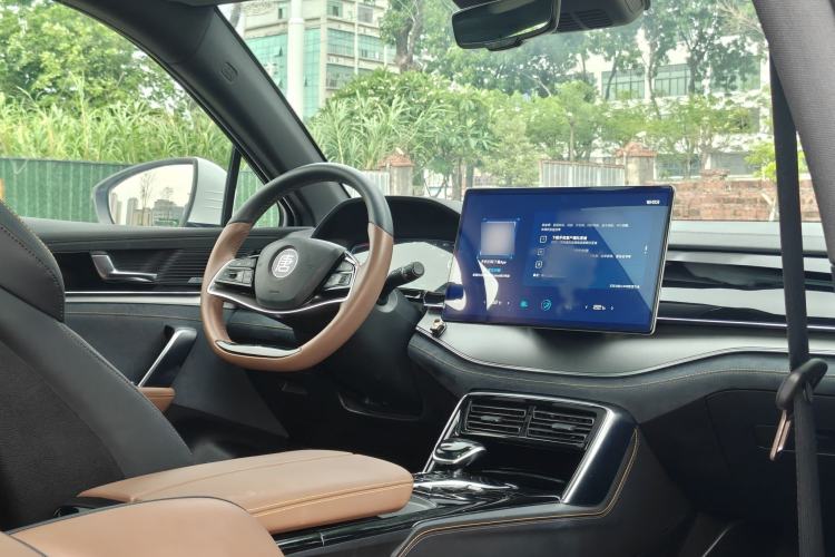Used BYD Tang New Energy 2021 DM 2.0T Four-Wheel Drive High-Performance Luxury Model Interior 3