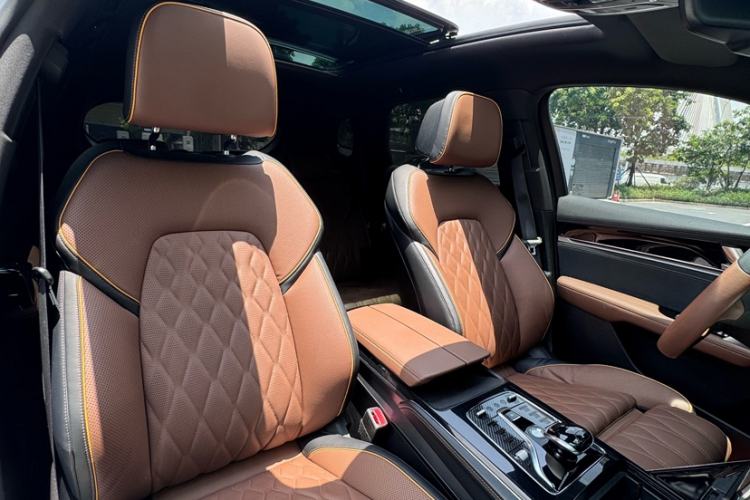 Used BYD Tang New Energy 2021 DM 2.0T Four-Wheel Drive High-Performance Flagship Model Interior 3