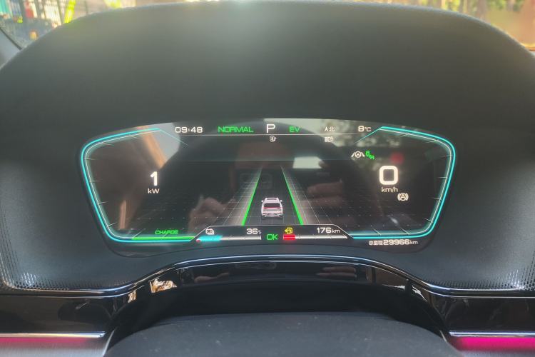 Used BYD Tang New Energy 2021 DM-i 112KM Prestige Model Interior 7