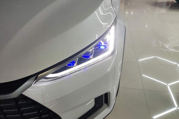 Used BYD Tang New Energy 2021 EV Four-Wheel Drive High-Performance Flagship Model Left Front Headlight