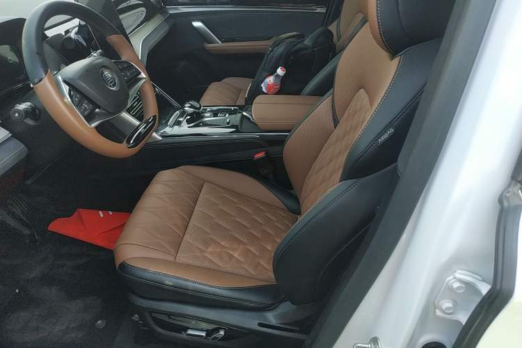 Used BYD Tang New Energy 2021 DM-i 112KM Prestige Model Left Front Seat