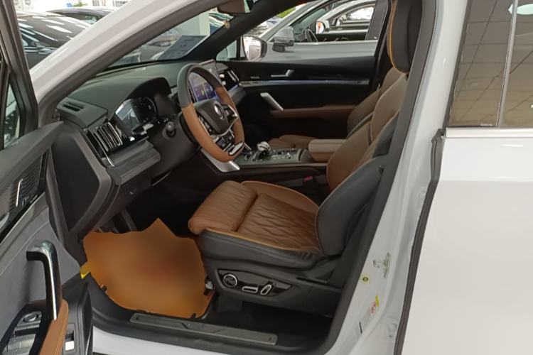 Used BYD Tang New Energy 2021 DM-i 112KM Prestige Model Left Front Seat