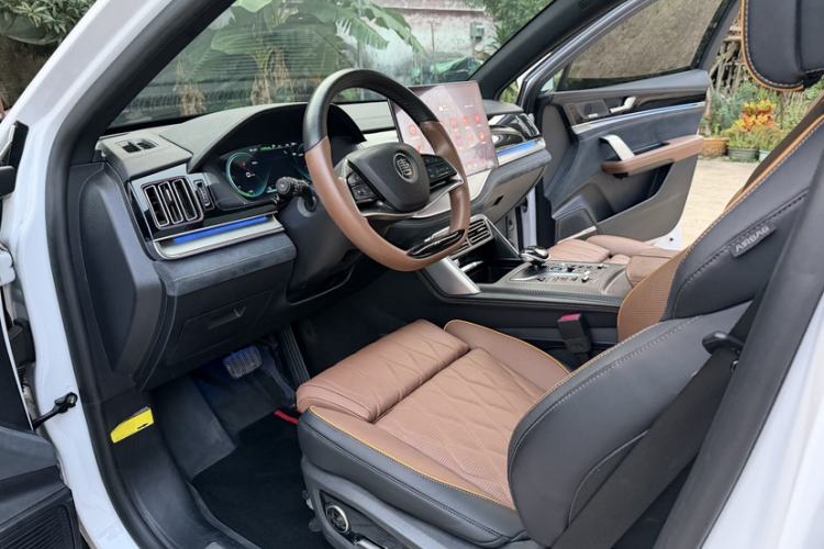 Used BYD Tang New Energy 2021 DM-i 112KM Prestige Model Left Front Seat