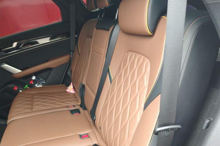 Used BYD Tang New Energy 2021 DM-i 112KM Prestige Model Left Rear Seat