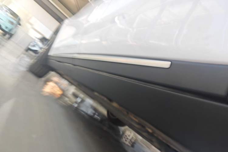 Used BYD Tang New Energy 2021 DM-i 112KM Prestige Model Left Side Sill