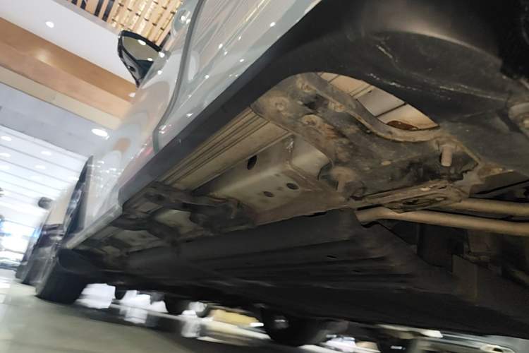 Used BYD Tang New Energy 2021 DM-i 112KM Prestige Model Left Side Sill