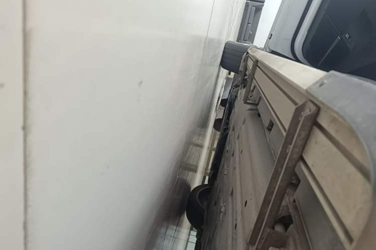 Used BYD Tang New Energy 2021 DM-i 112KM Prestige Model Left Side Sill