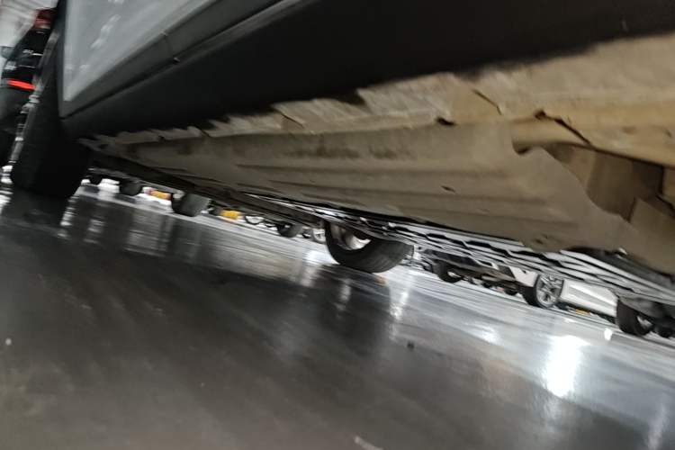 Used BYD Tang New Energy 2021 DM-i 112KM Prestige Model Left Side Sill