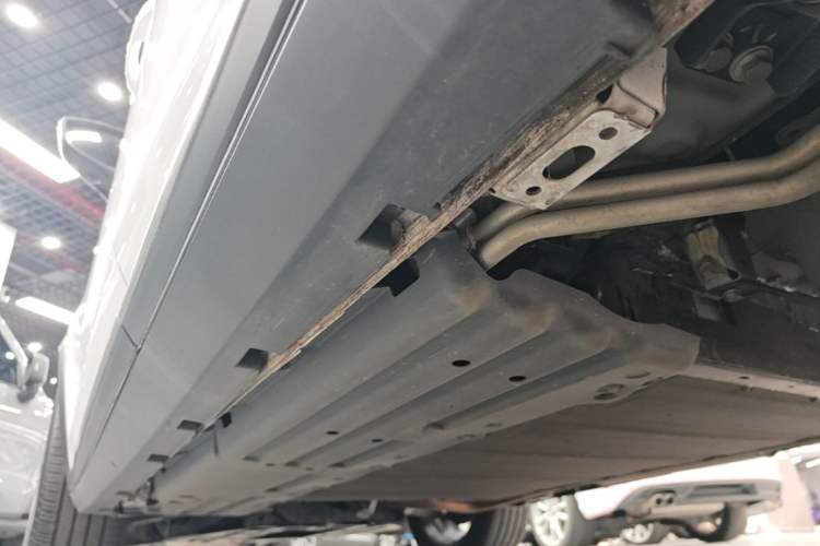 Used BYD Tang New Energy 2021 DM-i 112KM Prestige Model Left Side Sill